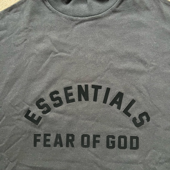 Essentials Fear of God Black Men's Shirt - Picture 4 of 7